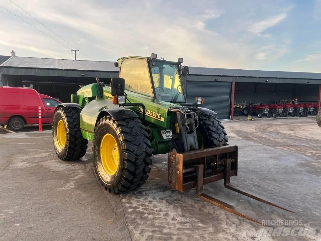 John Deere 3200 Teleskopik yükleyiciler