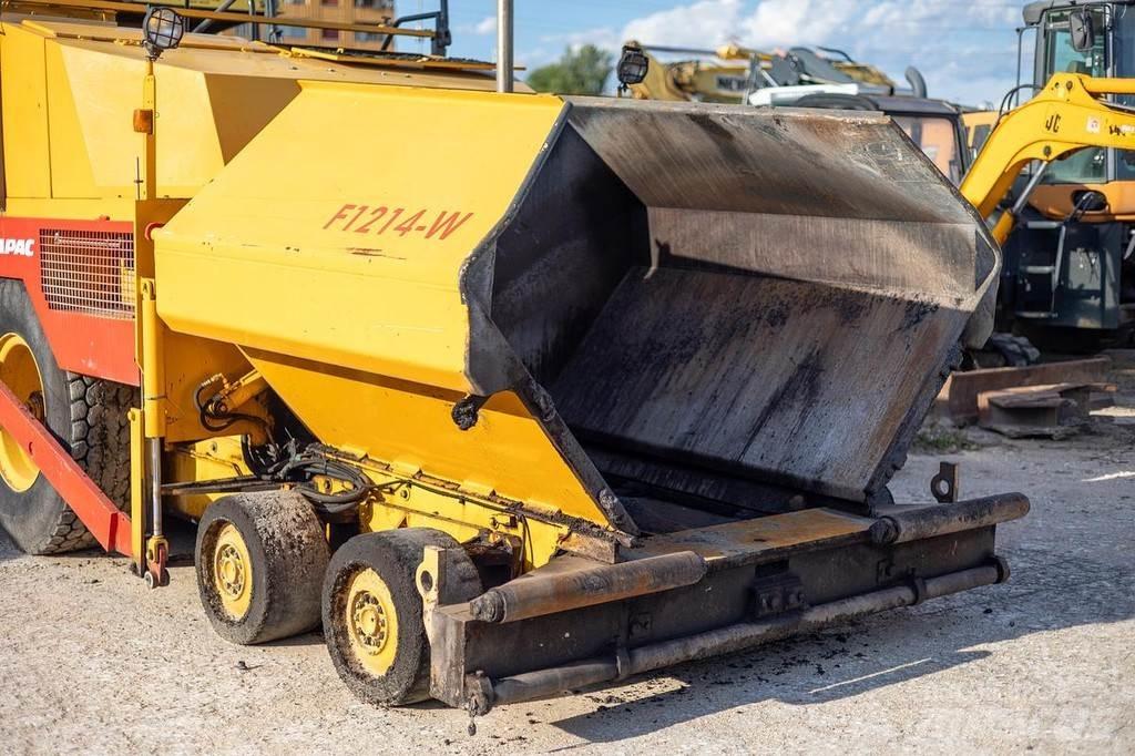 Dynapac F121-4W Asfalt sericiler