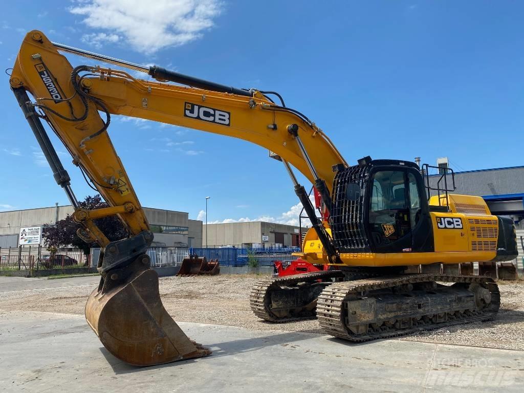 JCB JS330NLC4F Paletli ekskavatörler