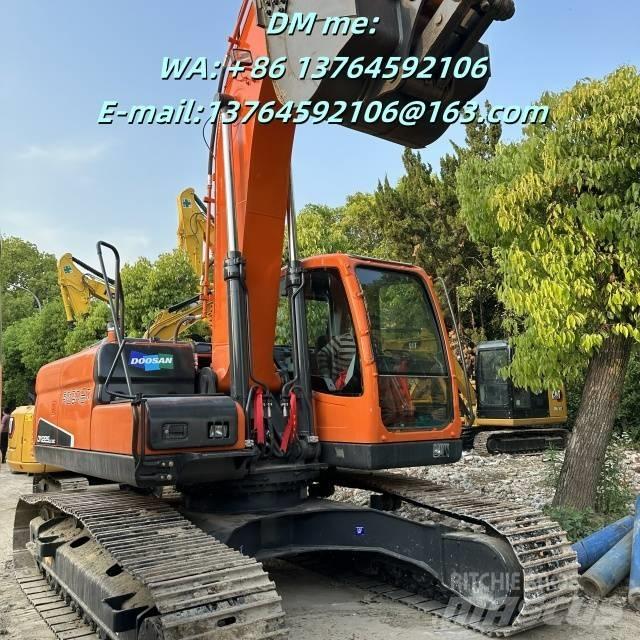 Doosan DX 225 LC Paletli ekskavatörler