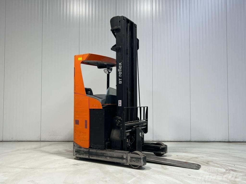 BT RRE160 Reach truck - depo içi istif araçları
