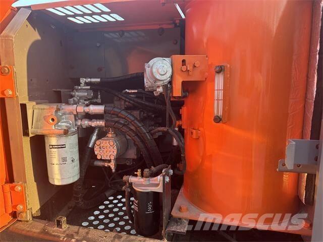 Hitachi ZX120 Paletli ekskavatörler