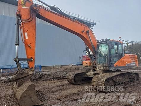 Doosan DX 225 LC-5 Paletli ekskavatörler