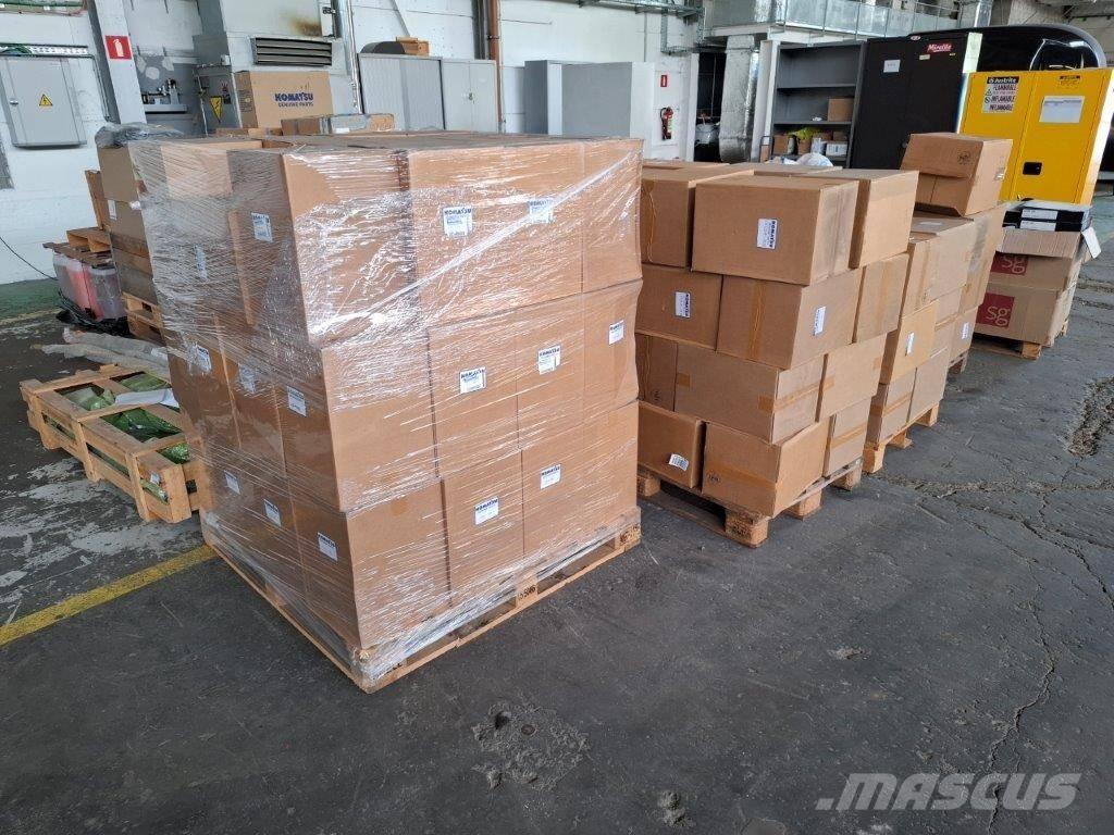 Komatsu 6125-81-7032 Motorlar