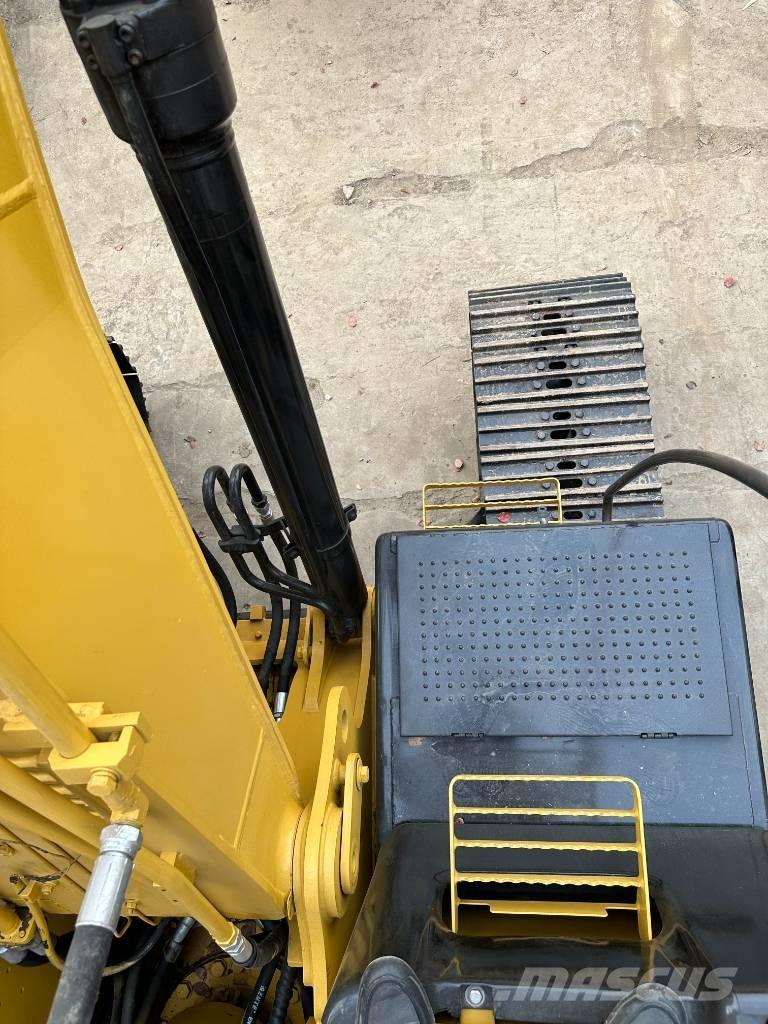 CAT 320 D Paletli ekskavatörler