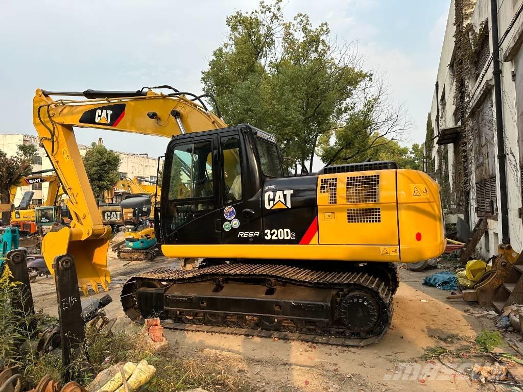 CAT 320 D Paletli ekskavatörler
