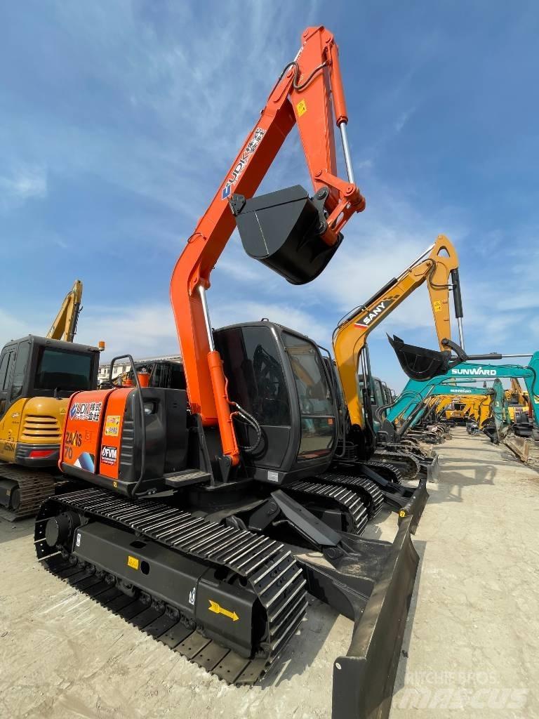 Hitachi ZX 70 Mini ekskavatörler, 7 tona dek