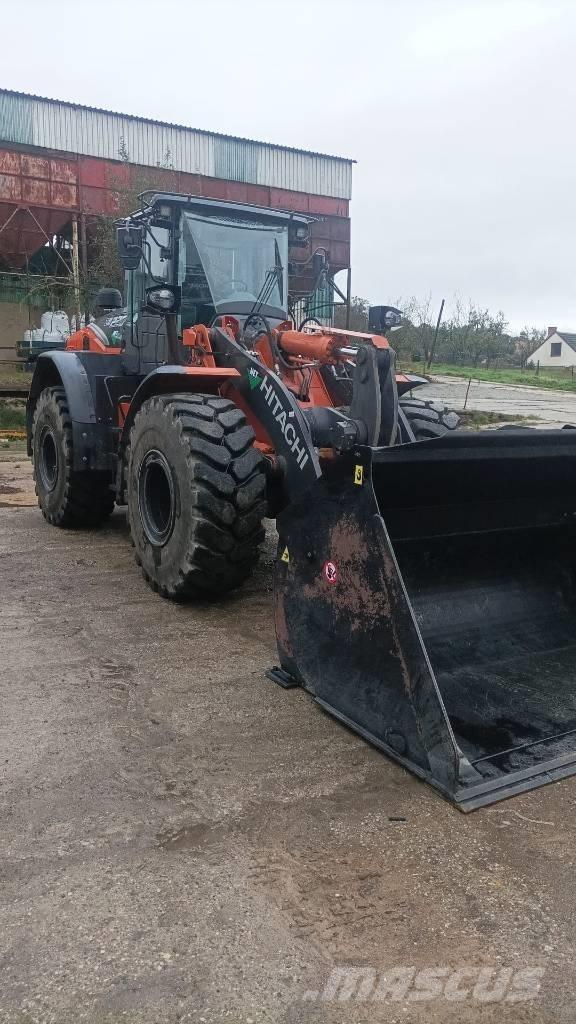 Hitachi ZW220 Tekerlekli yükleyiciler