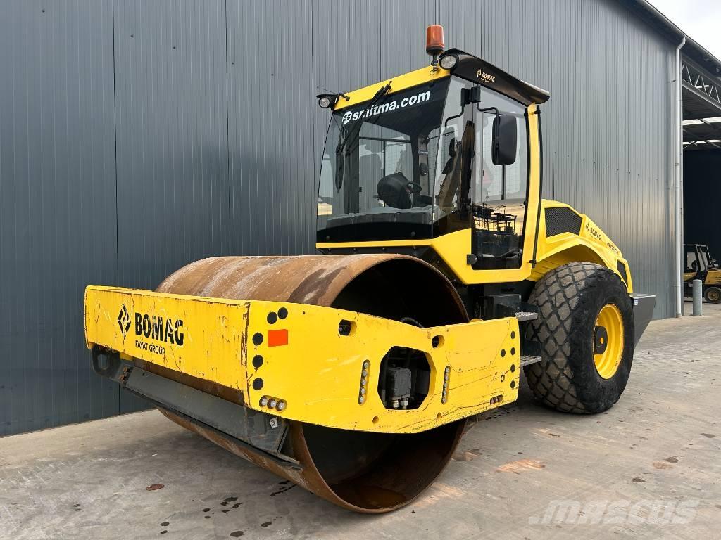 Bomag BW213D-5 Tek tamburlu silindirler