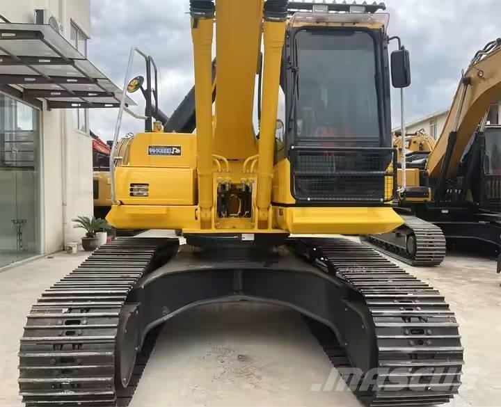 Komatsu PC220-8 Paletli ekskavatörler
