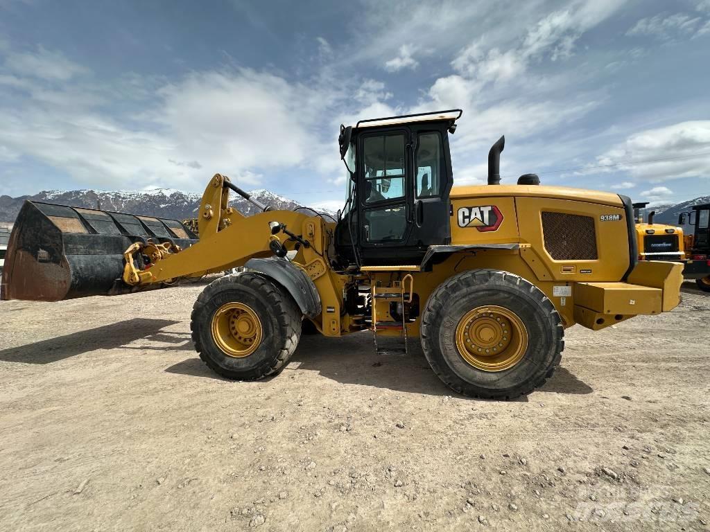 CAT 938M Tekerlekli yükleyiciler