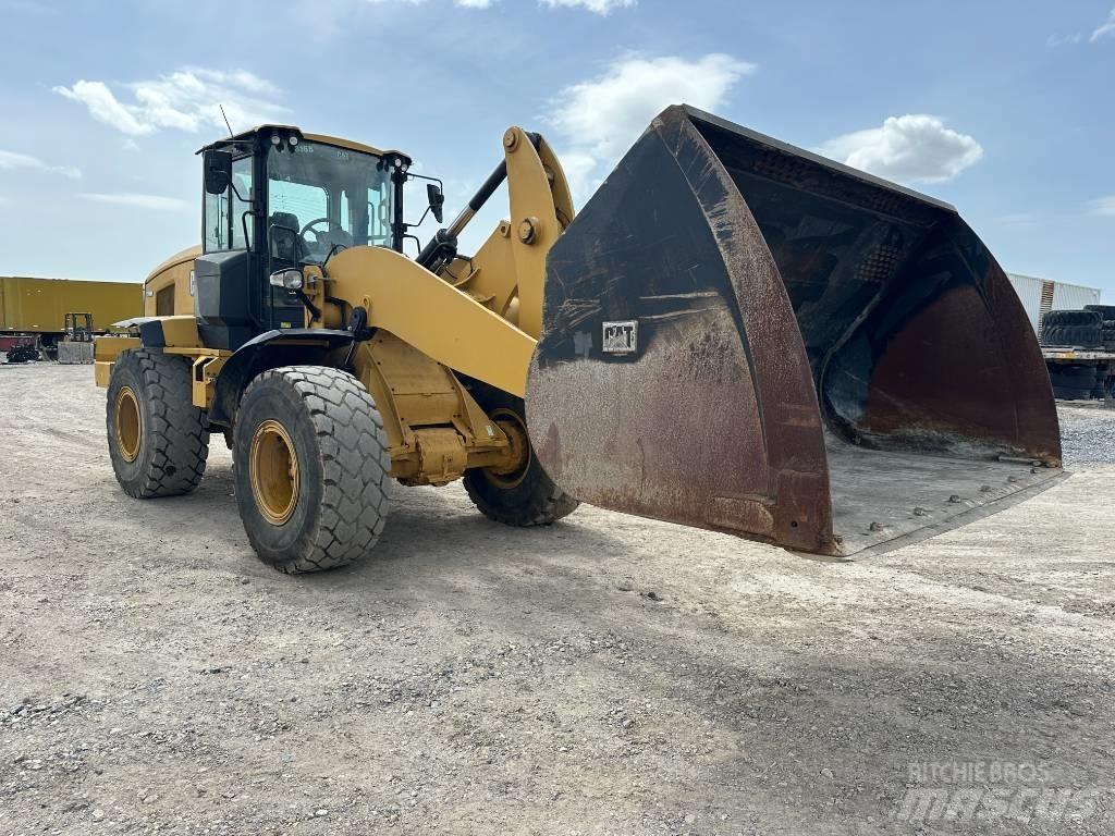 CAT 938M Tekerlekli yükleyiciler