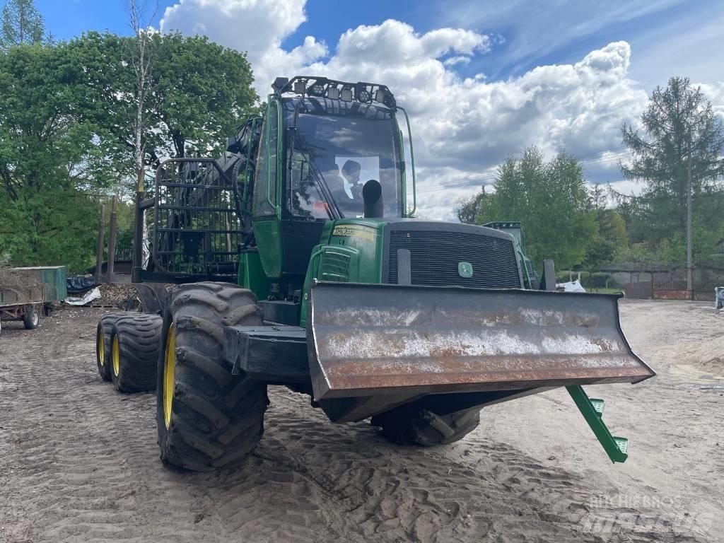 John Deere 1010 E Tomruk yükleyici traktörler