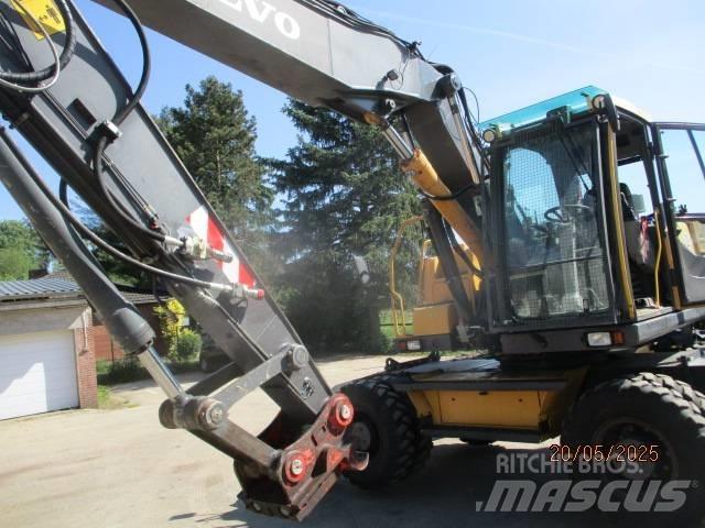 Volvo EW 160 Lastik tekerli ekskavatörler
