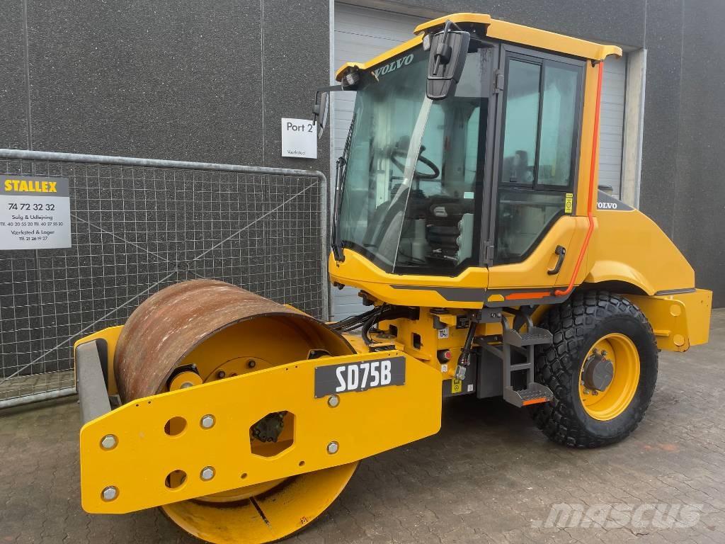 Volvo SD75B Tek tamburlu silindirler