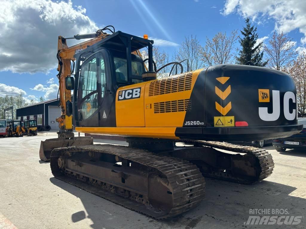 JCB JS 260 LC Paletli ekskavatörler