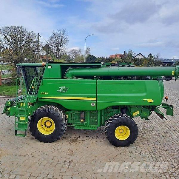 John Deere S 690 Biçerdöverler