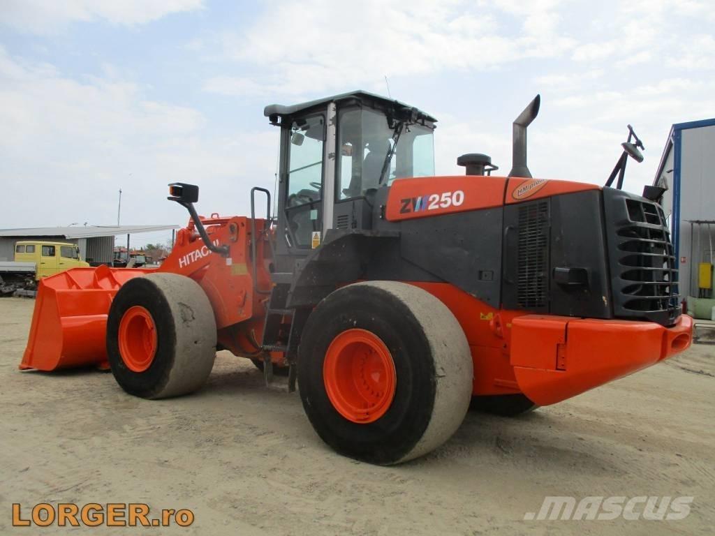 Hitachi ZW 250 Tekerlekli yükleyiciler