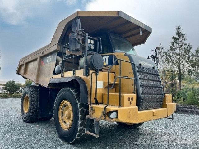 CAT 772 Yol disi kaya kamyonu