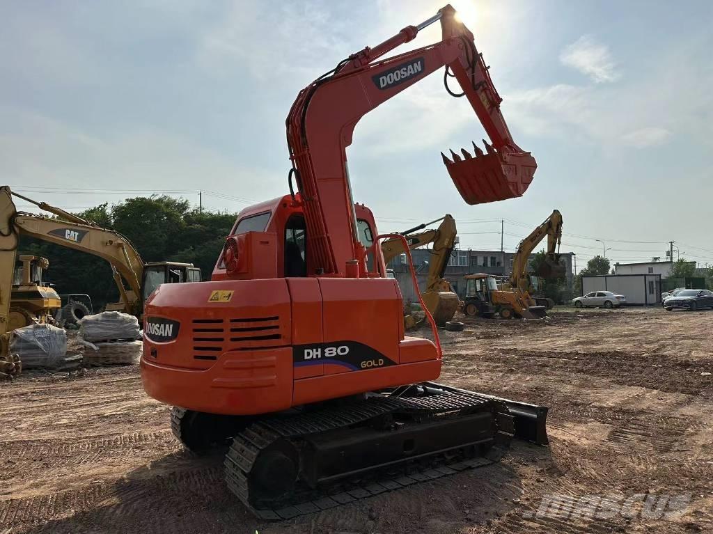 Doosan DH 80 Paletli ekskavatörler