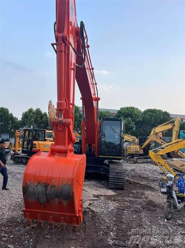 Hitachi ZX 200 Paletli ekskavatörler