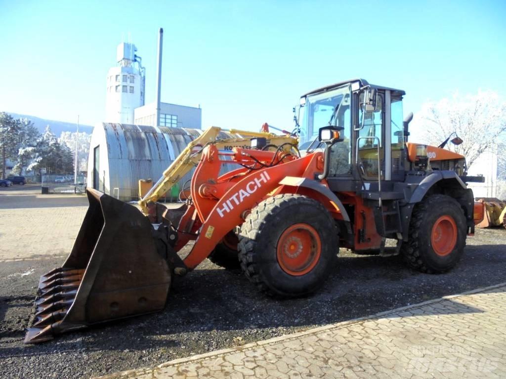 Hitachi ZW 180 Tekerlekli yükleyiciler