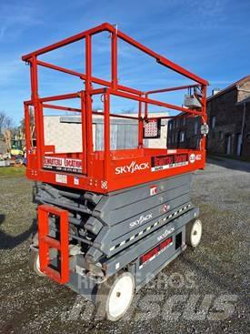 SkyJack SJ III 4632 Makasli platformlar
