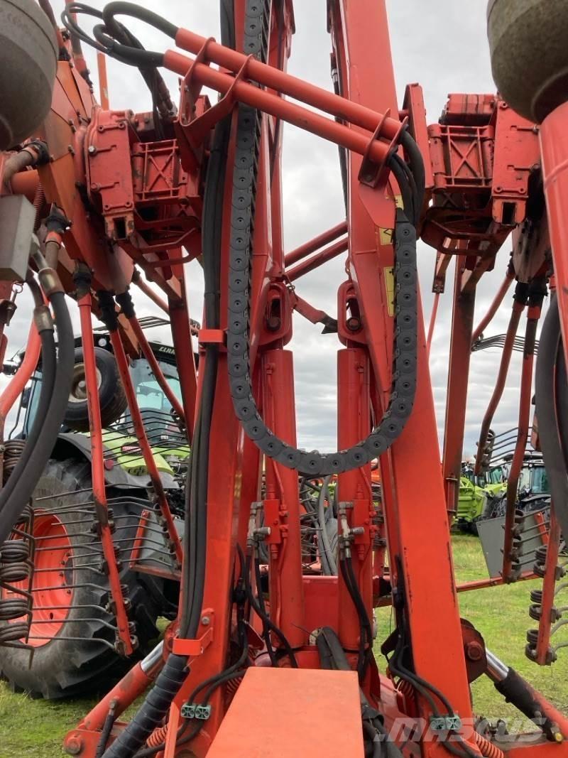 Kuhn GA 15021 Kendi yürür saman makinaları