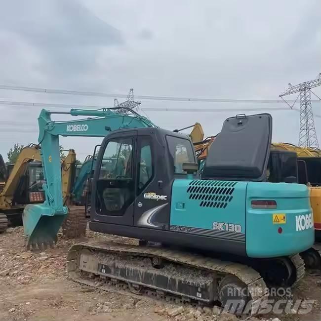 Kobelco SK 130 Paletli ekskavatörler