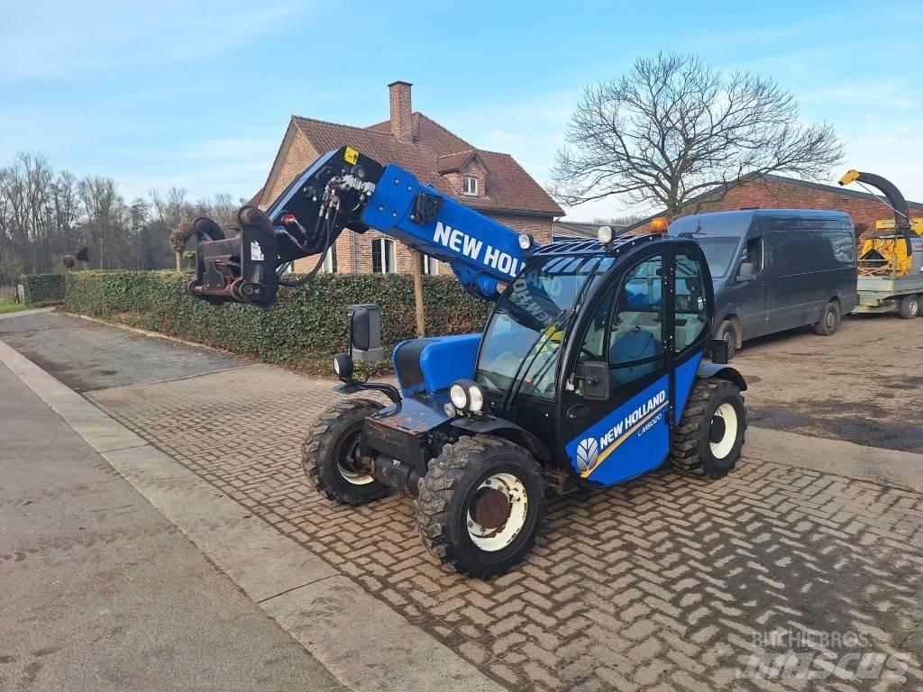 New Holland LM 5020 Teleskopik yükleyiciler