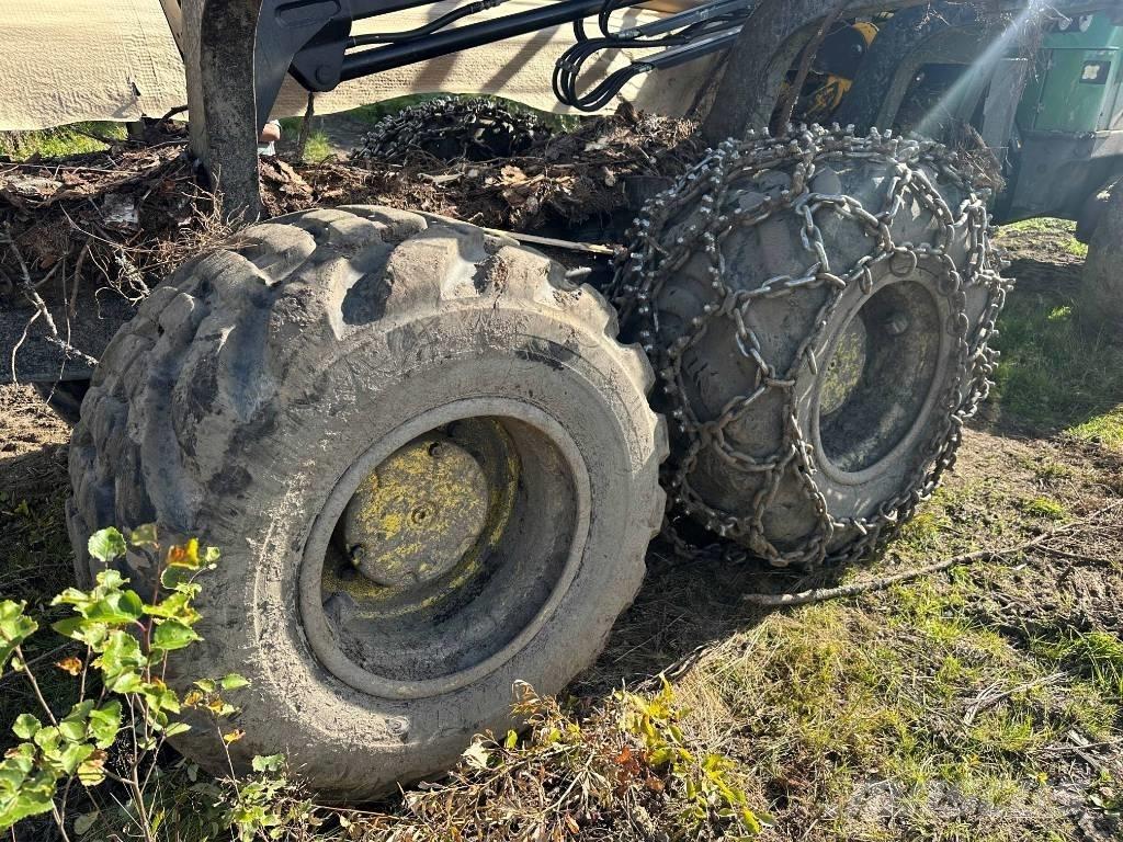 John Deere 1210 E Tomruk yükleyici traktörler