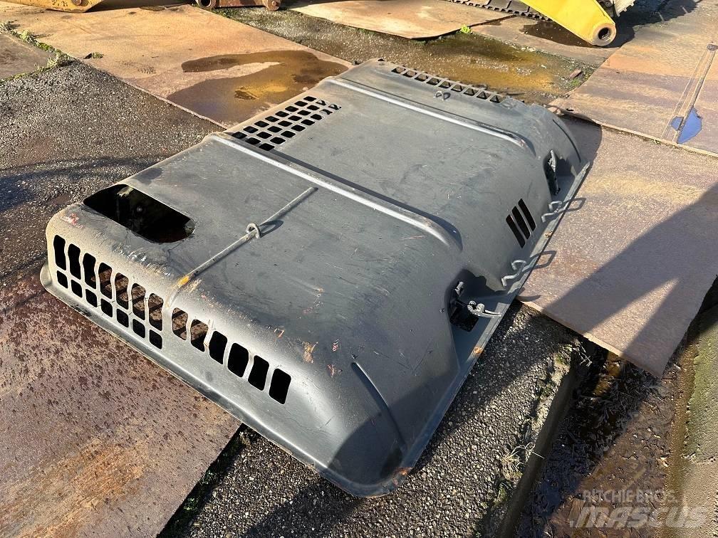 CAT 325DL hood Saseler