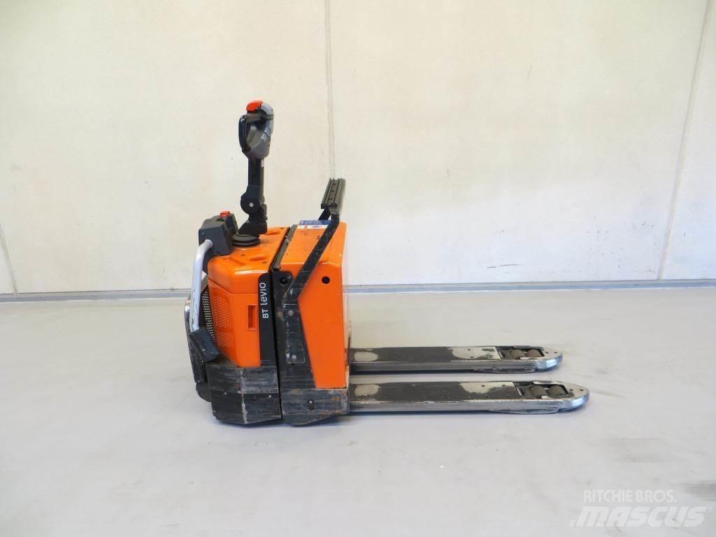 BT LPE200/8 Düsük seviye platformu