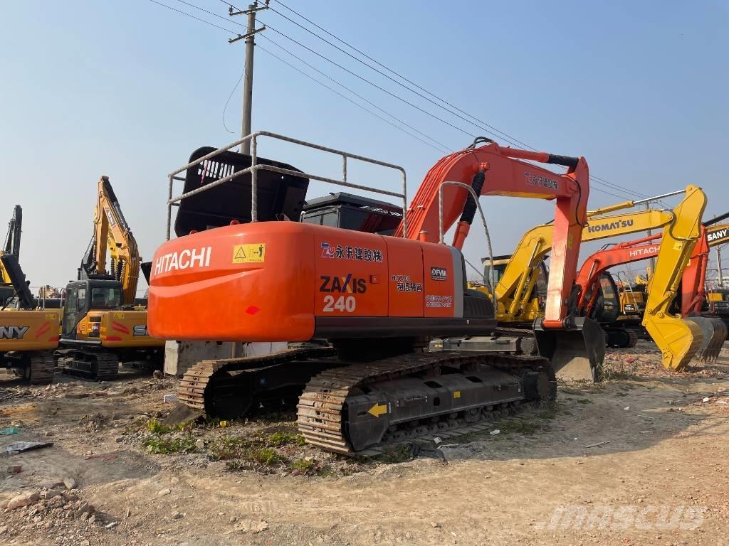 Hitachi ZX 240 Paletli ekskavatörler