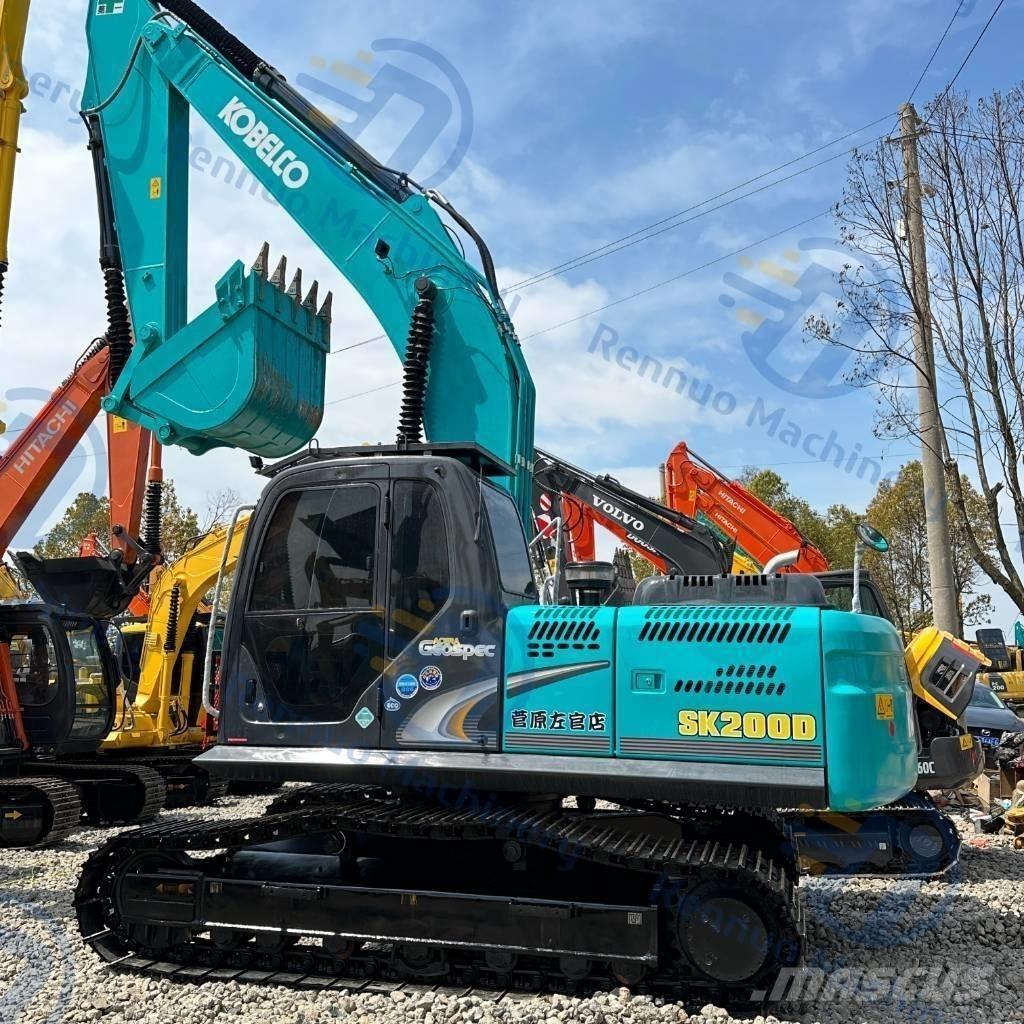 Kobelco SK 200 Paletli ekskavatörler