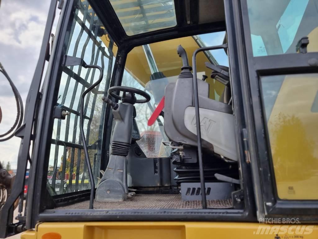 CAT MH 3022 Atık taşıma araçları
