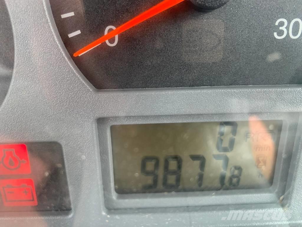Valtra N141 Tractor Orman traktörleri