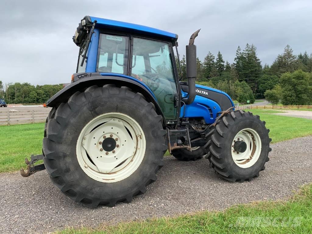 Valtra N141 Tractor Orman traktörleri
