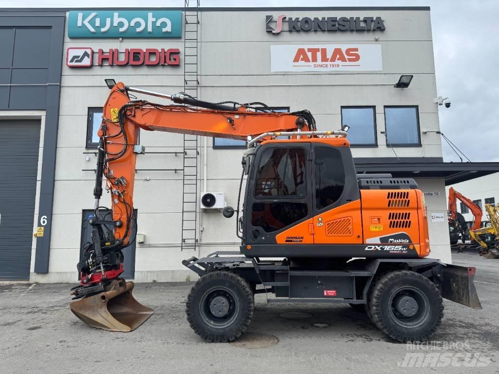 Doosan DX 165 W-5 Lastik tekerli ekskavatörler