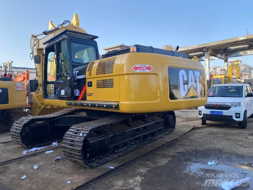 CAT 326 D2L Paletli ekskavatörler