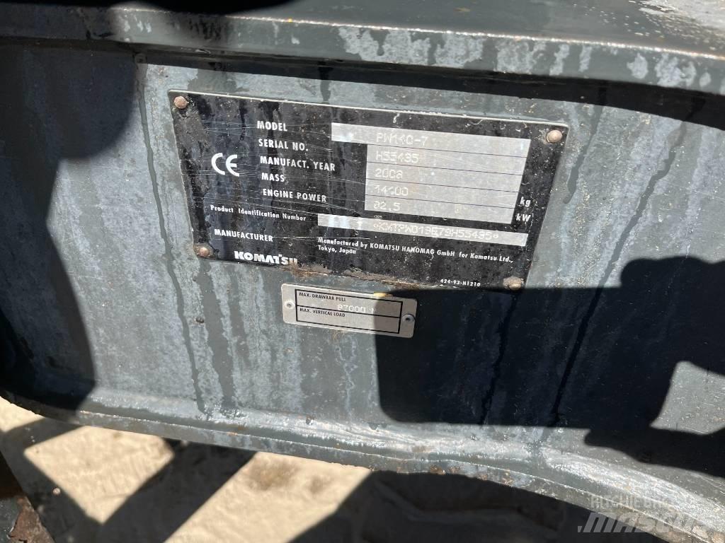 Komatsu PW 140-7 Lastik tekerli ekskavatörler