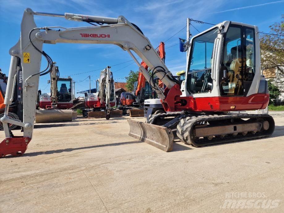 Takeuchi TB250 Mini ekskavatörler, 7 tona dek