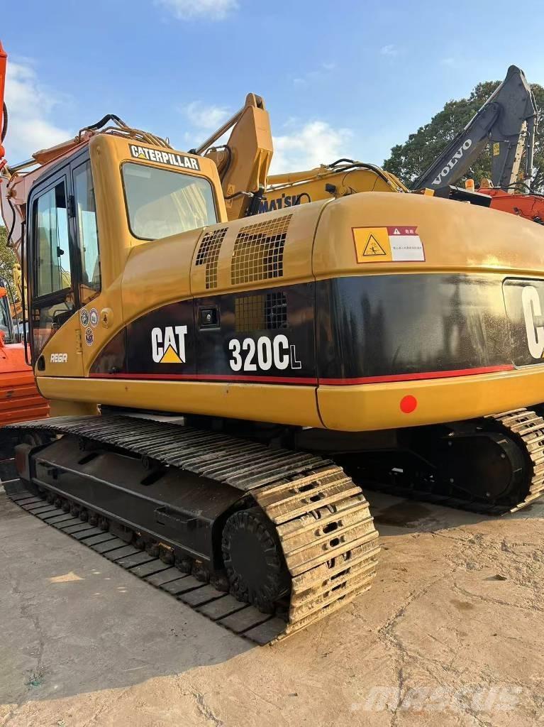 CAT 320 C L Paletli ekskavatörler