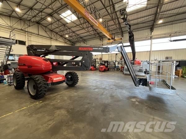 Manitou 200ATJ Körüklü personel platformları