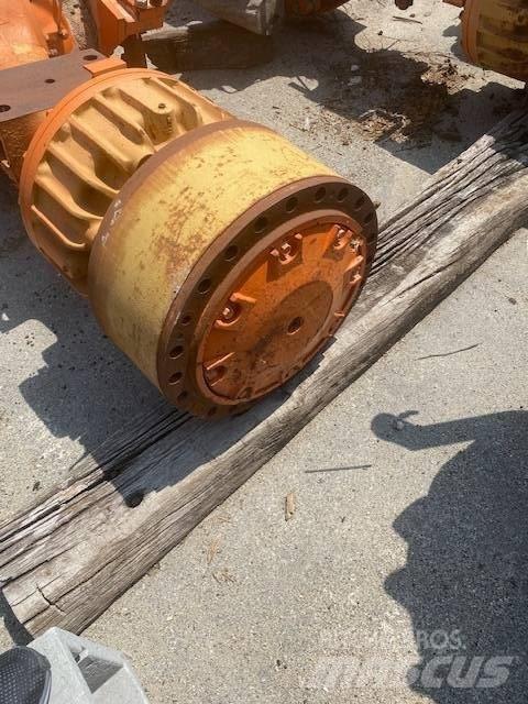 Fiat-Hitachi 350 Akslar