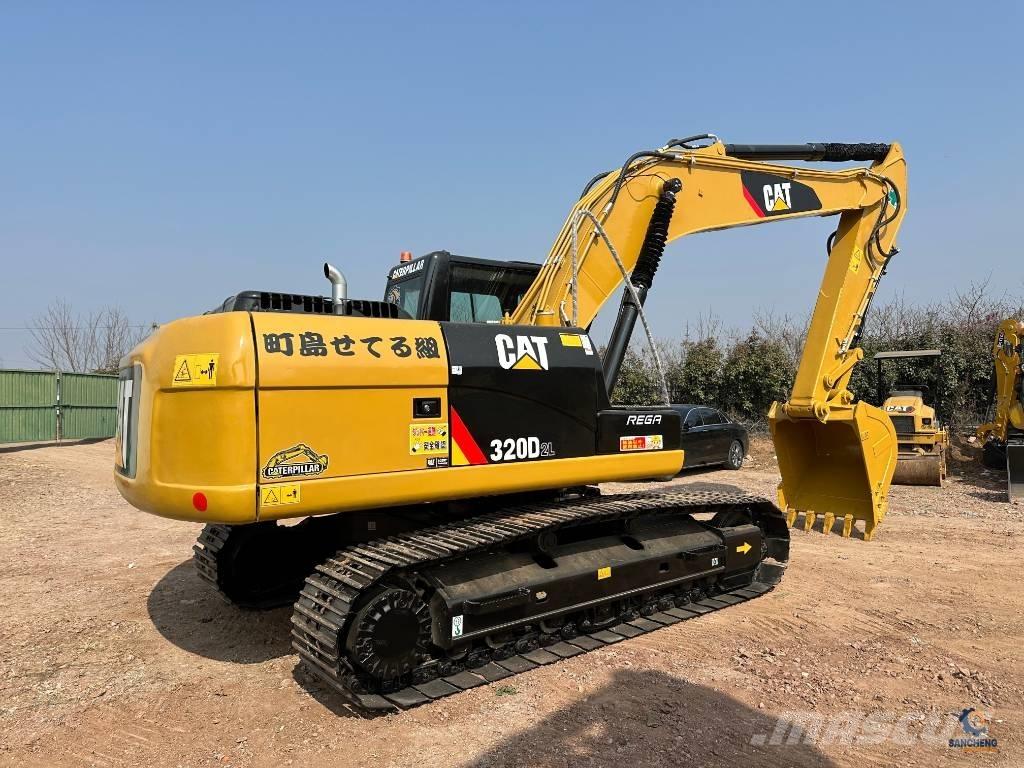 CAT 320 D L Paletli ekskavatörler