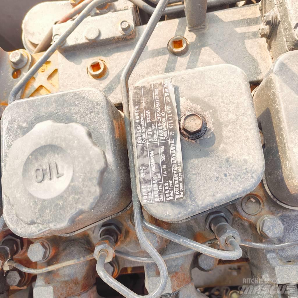 Hyundai R220LC-9S Paletli ekskavatörler