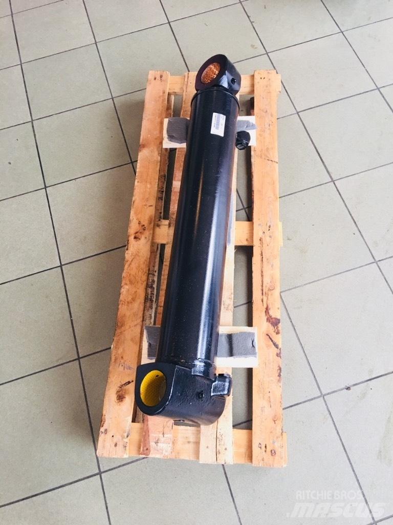 Loglift F604730 Tomruk yükleyici traktörler