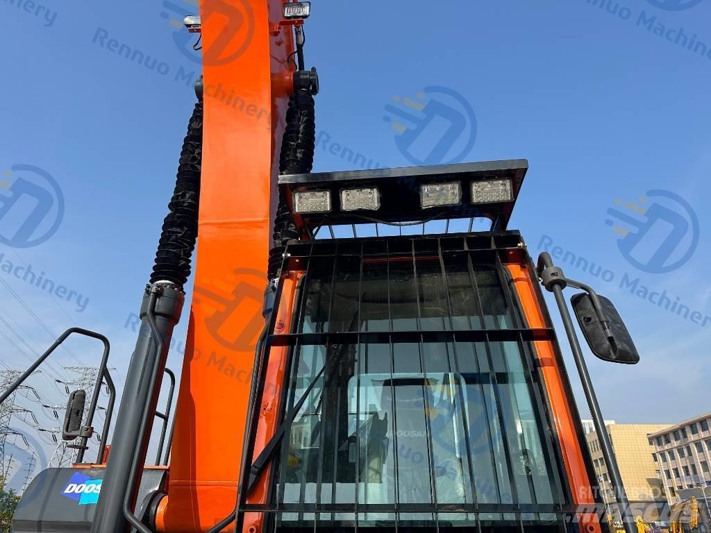 Doosan DX 300LC-9C Paletli ekskavatörler