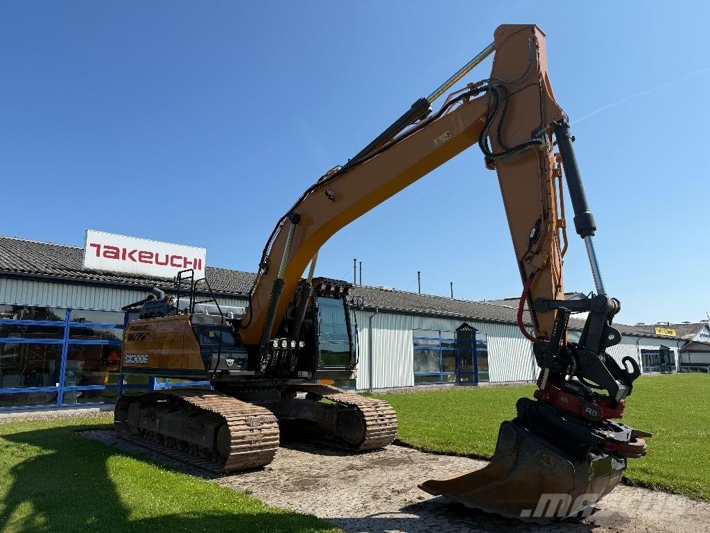 CASE CX 300 E Paletli ekskavatörler